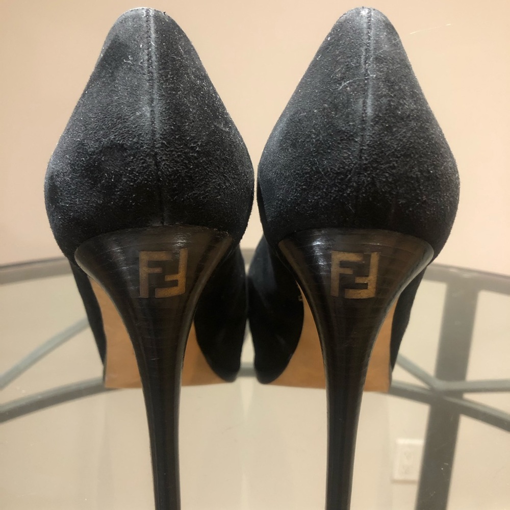 Fendi size 39